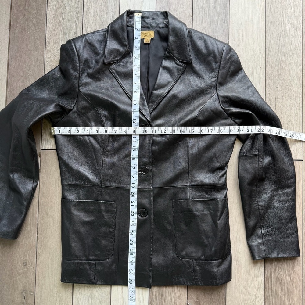 Caslon Women’s Black leather blazer-jacket with button-up front and two pockets - Picture 3 of 8